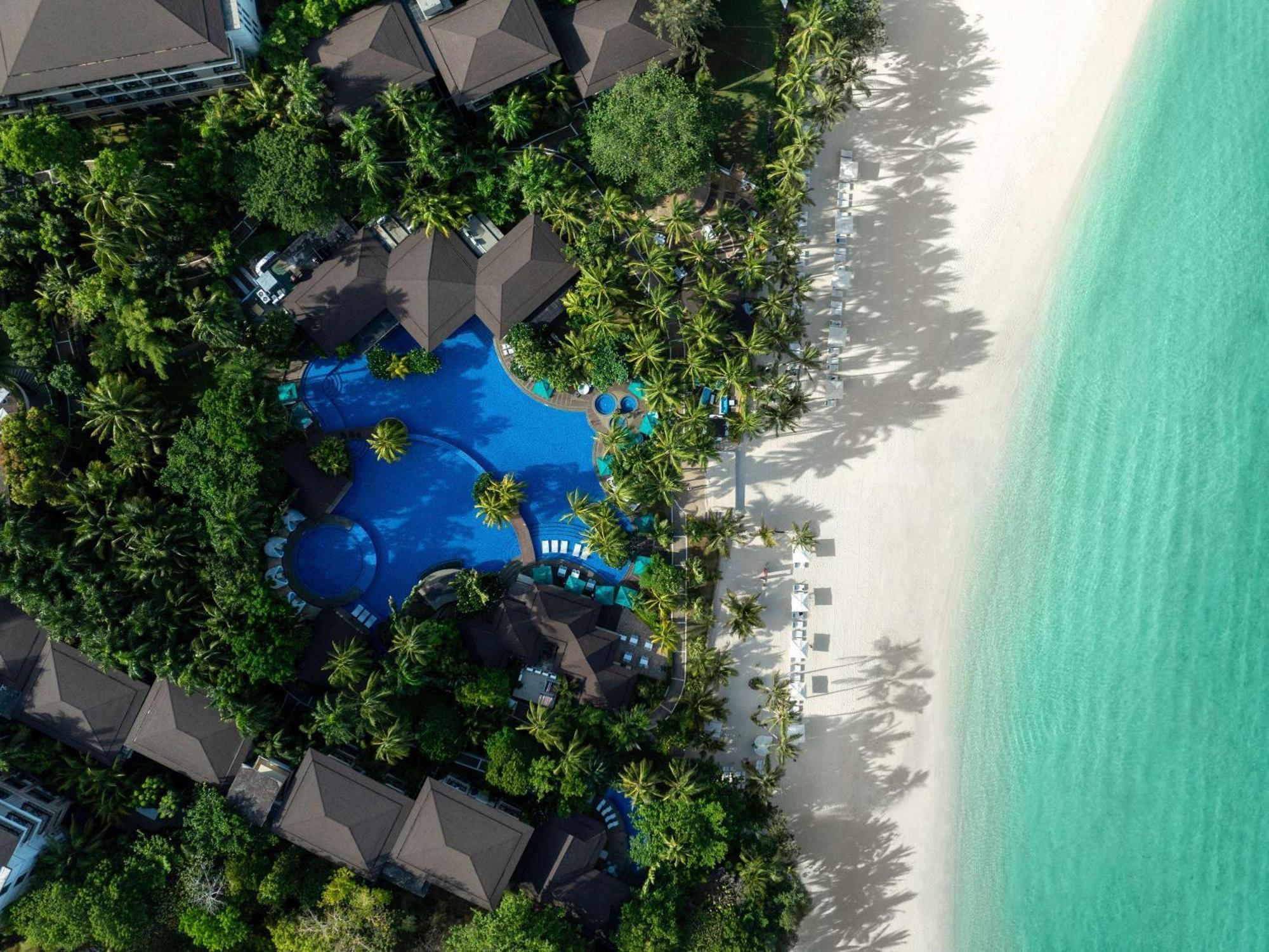 Movenpick Resort & Spa Boracay Yapak Extérieur photo Aerial view of the resort