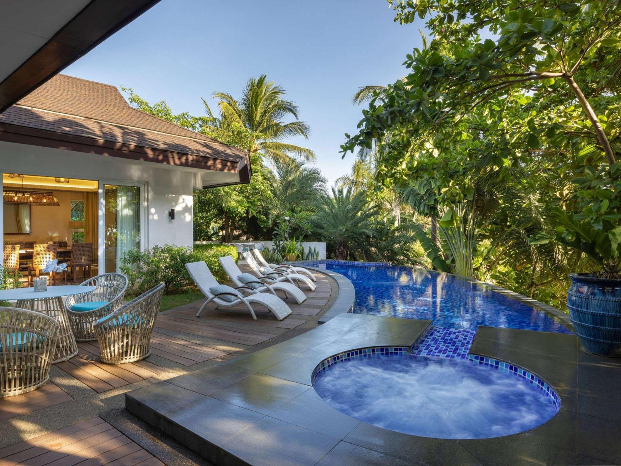 Movenpick Resort & Spa Boracay Yapak Extérieur photo A pool villa at the resort